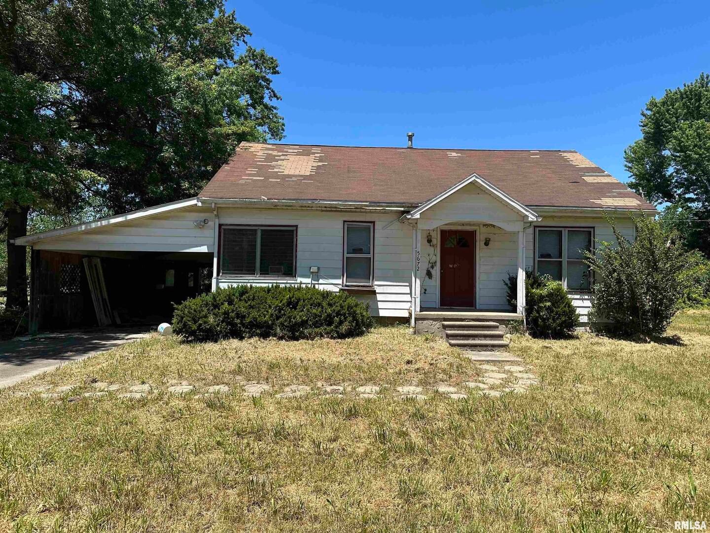 5672 Old Route 13 Road — Carterville, IL 62918
