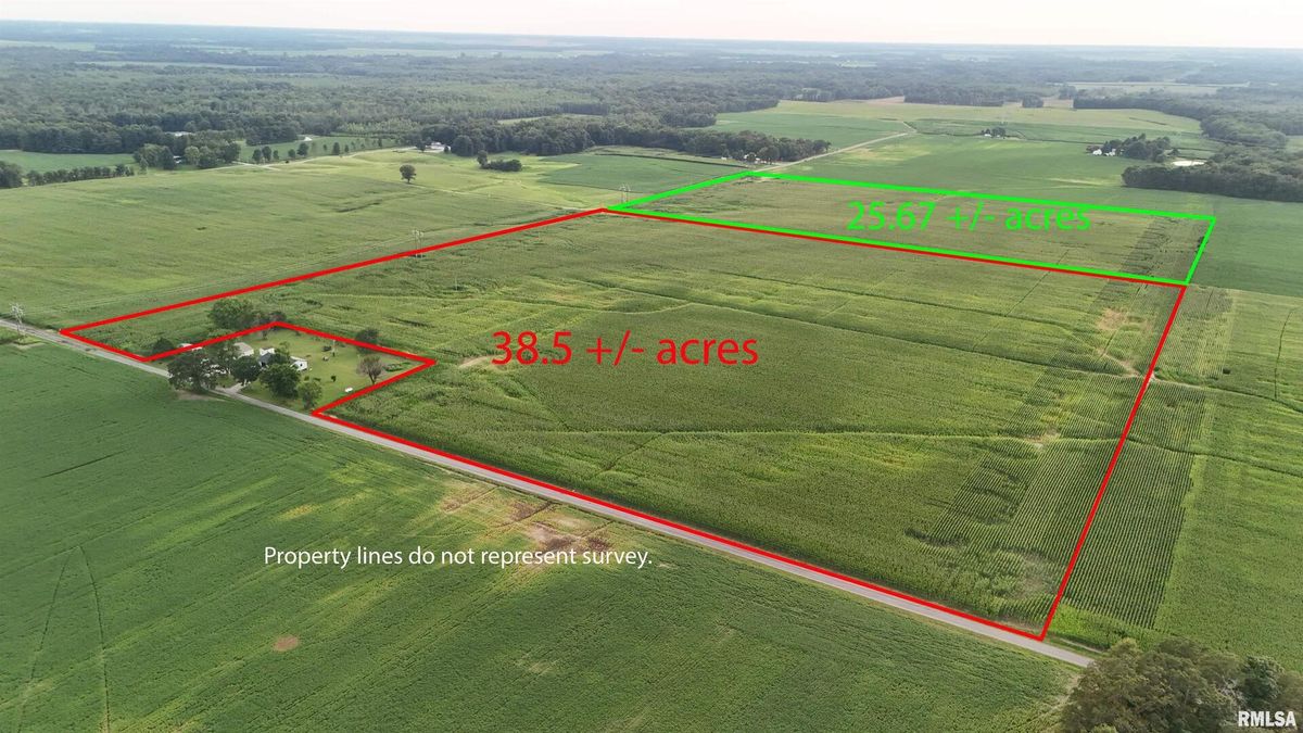 0 IRON Road, Louisville, IL 62858