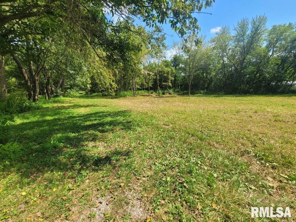 000 N Hirons Street, Waltonville, IL 62894