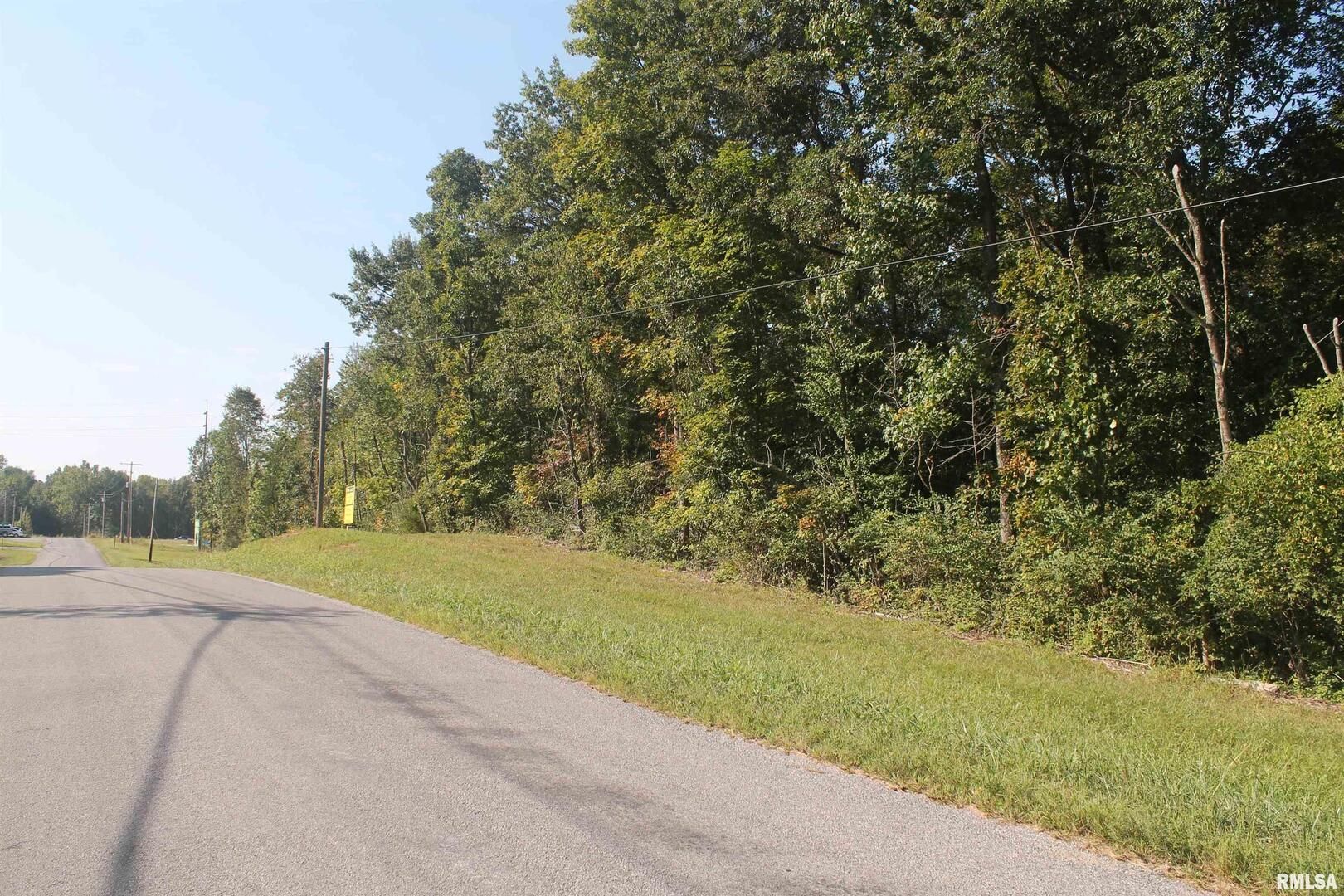 000 COUNTY LINE Road — Carbondale, IL 62901