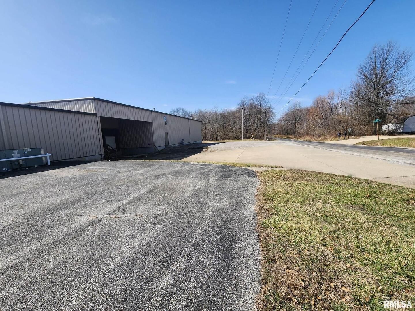 4201 Ilberry Road #North Warehouse — Mt Vernon, IL 62864