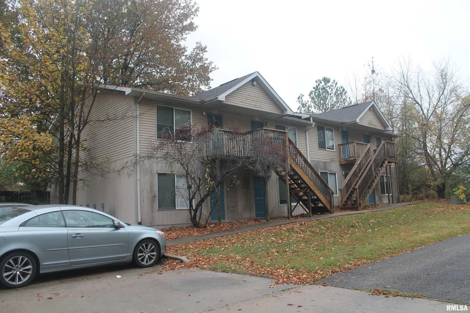 2310 S ILLINOIS Avenue — Carbondale, IL 62903