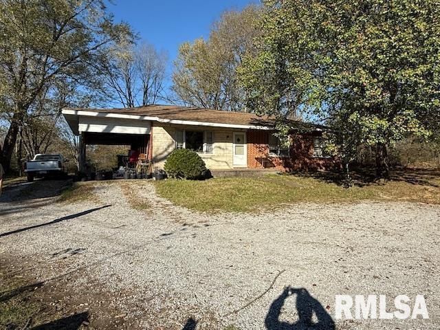 40 Crockett Road — Carbondale, IL 62901