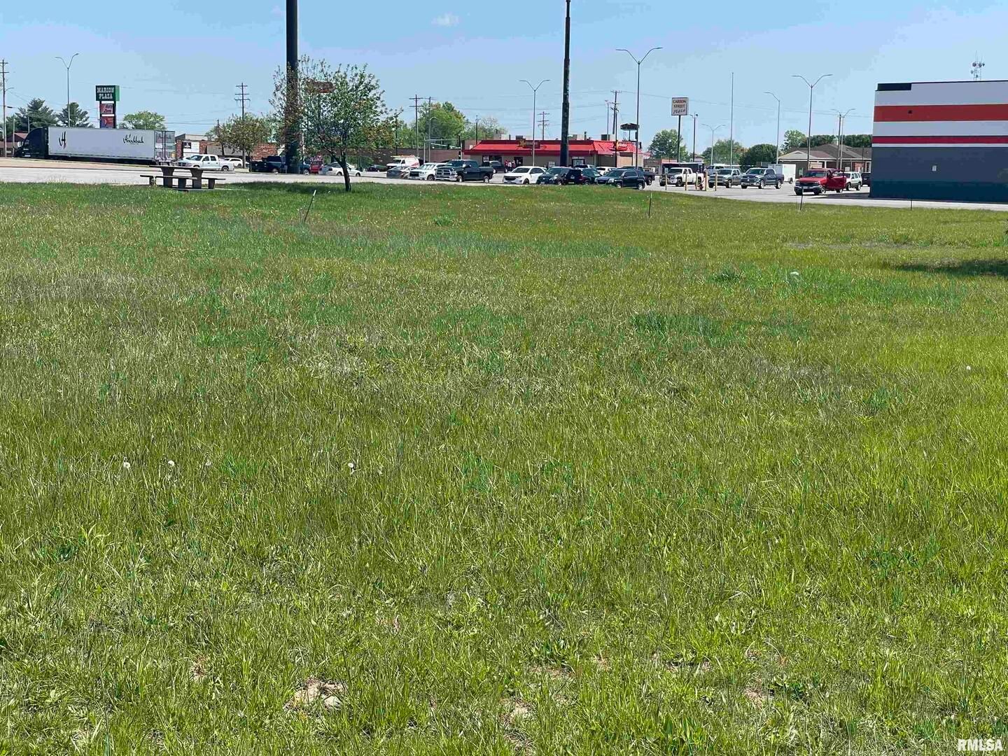 000 Coolidge Street — Marion, IL 62959