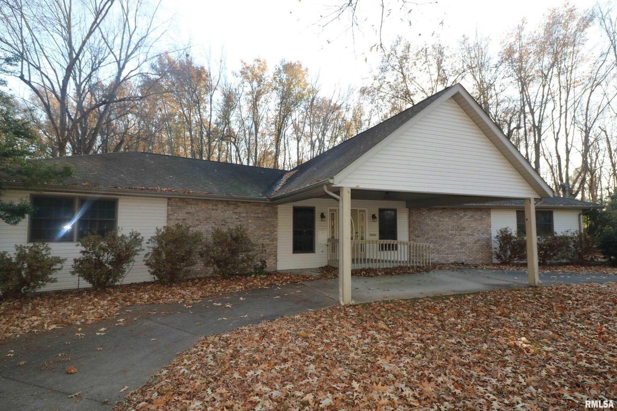 200 Diaz Street, Herrin, IL 62948