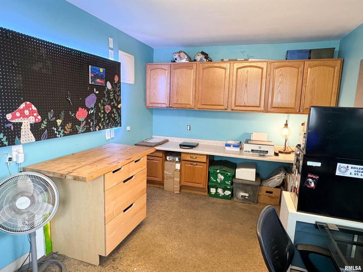 200 FRONT Street, Dongola, IL 62926