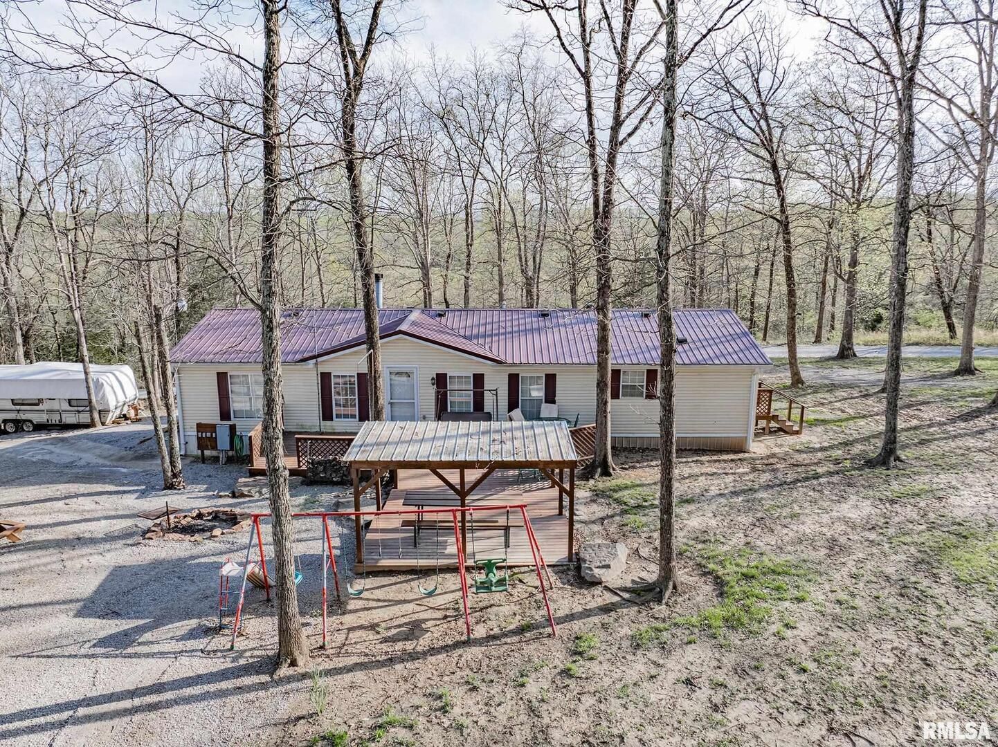 565 Dutton Chapel Road — Golconda, IL 62938