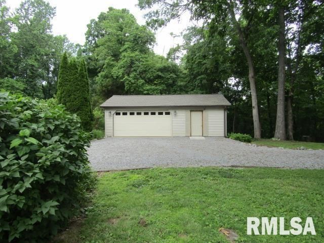 72 Shewmaker Road, Cave In Rock, IL 62919