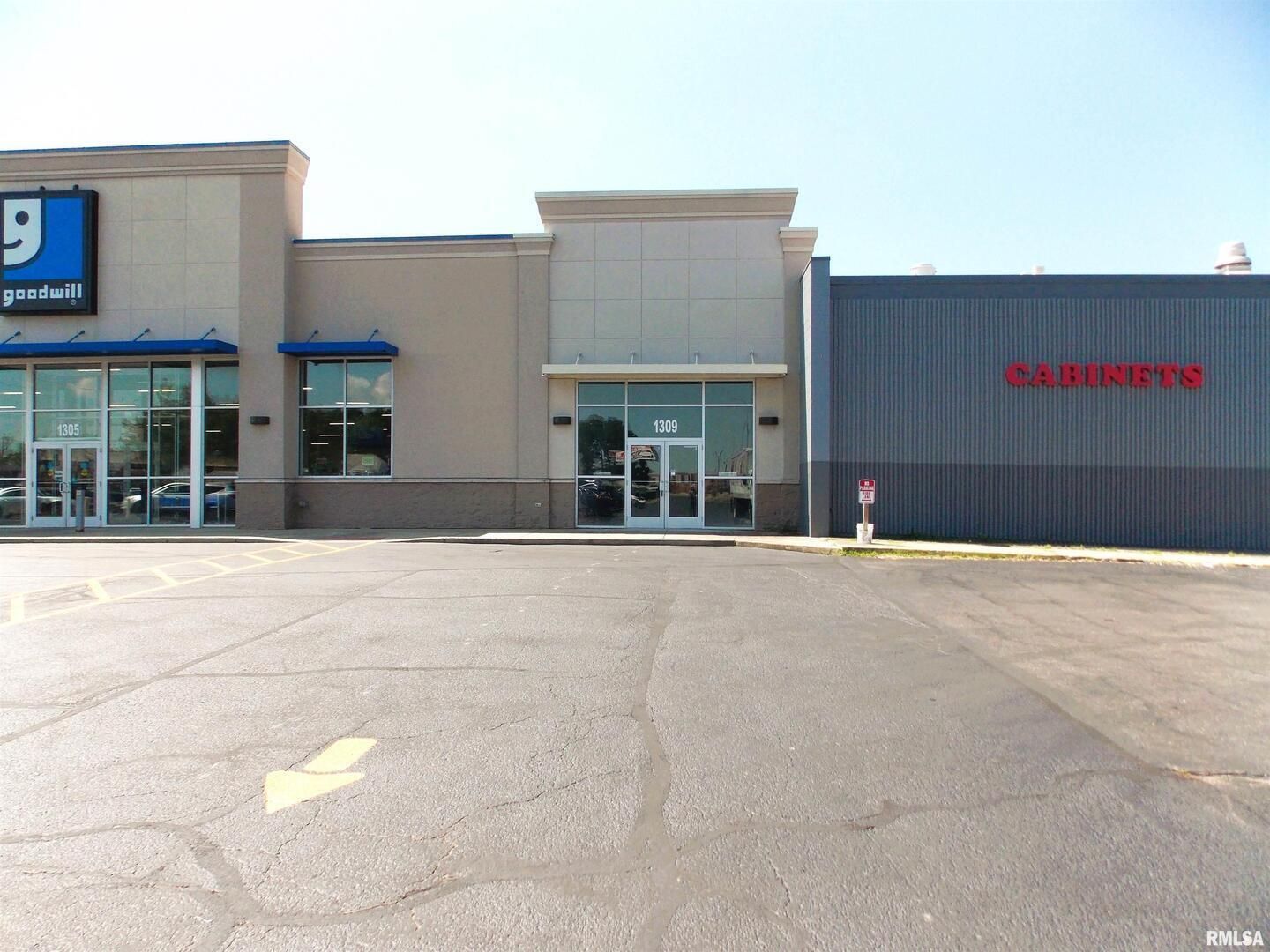 1309 W BROADWAY Street — Centralia, IL 62801