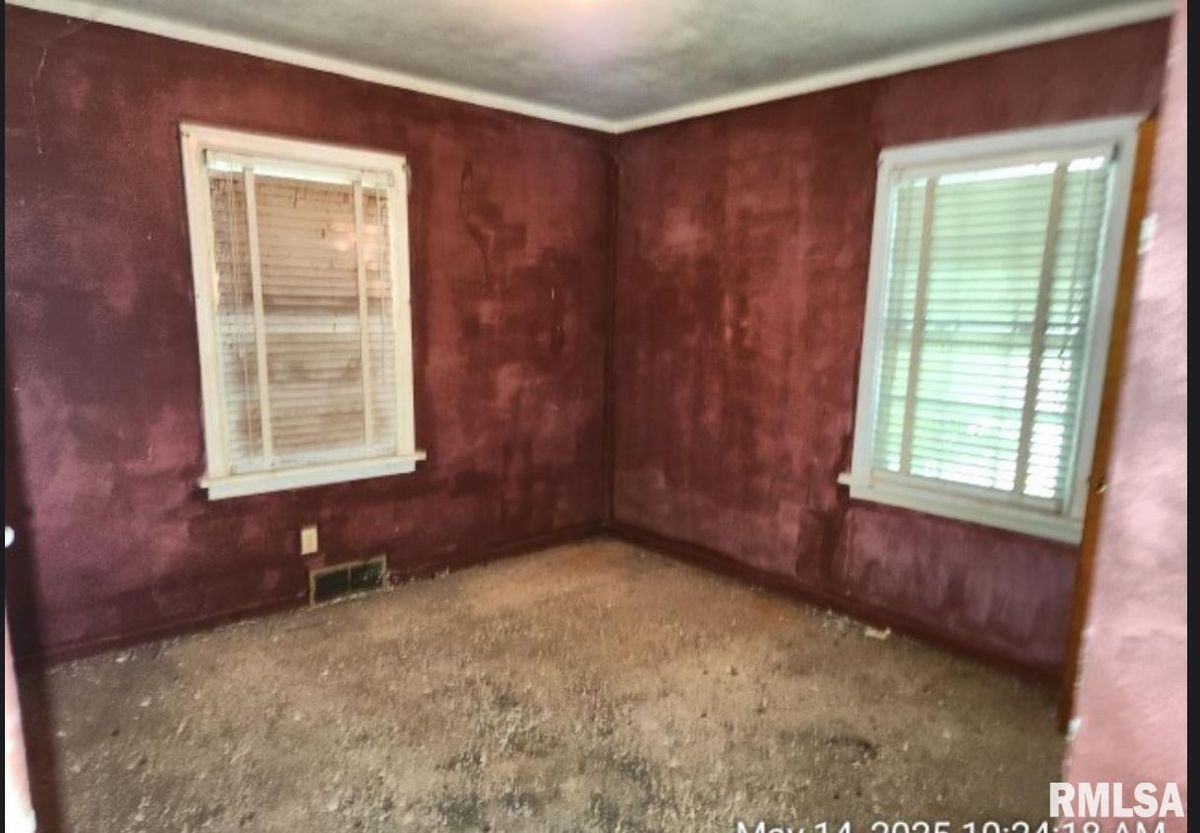 800 N 39TH Street, East St. Louis, IL 62205