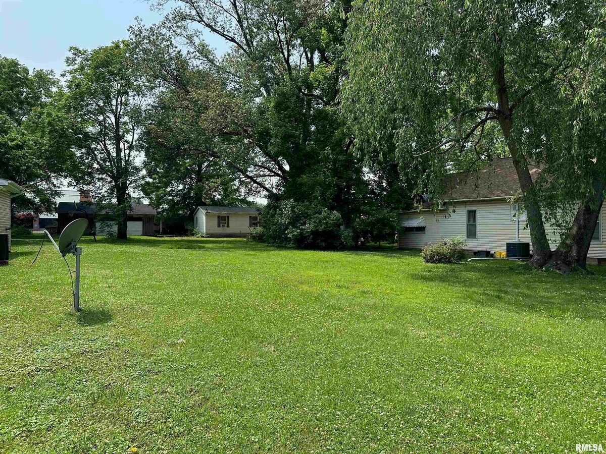 603 S Jesse Street, Christopher, IL 62822