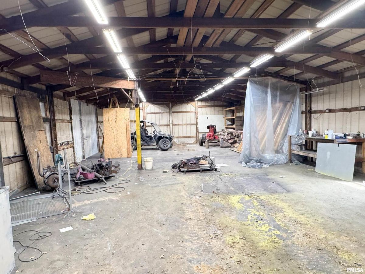 211 SPRING Street, Dongola, IL 62926