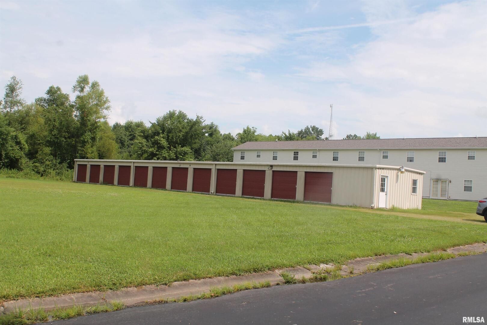 000 Sweets Drive #24 — Carbondale, IL 62901
