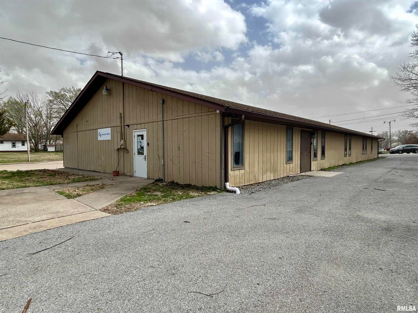 309 E JACKSON Street — IL