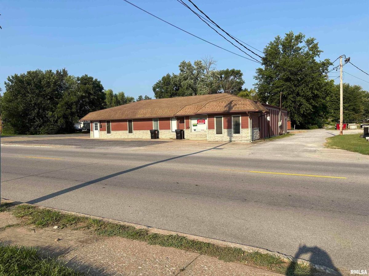 308 COURT Street, Marion, IL 62959