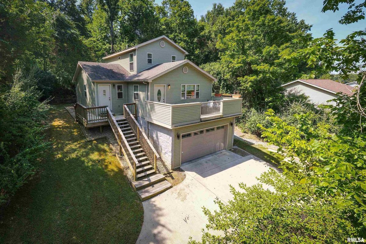 701 CAMPUS Drive, Carbondale, IL 62901