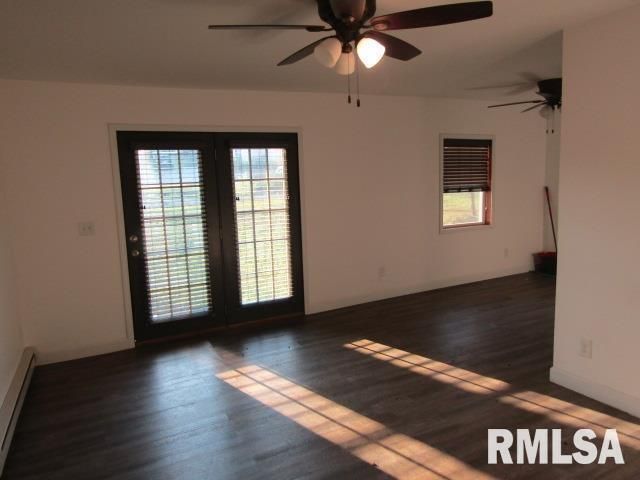 1506 HILLSIDE Road, Rosiclare, IL 62982