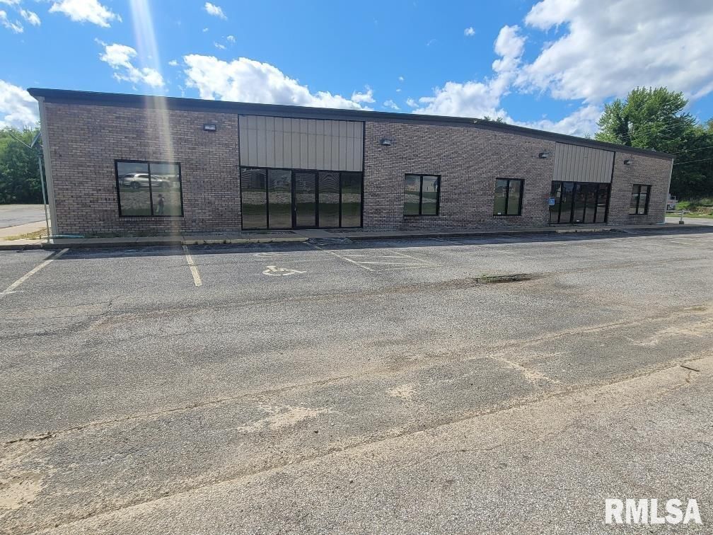 4201 Ilberry Road — Mt Vernon, IL 62864