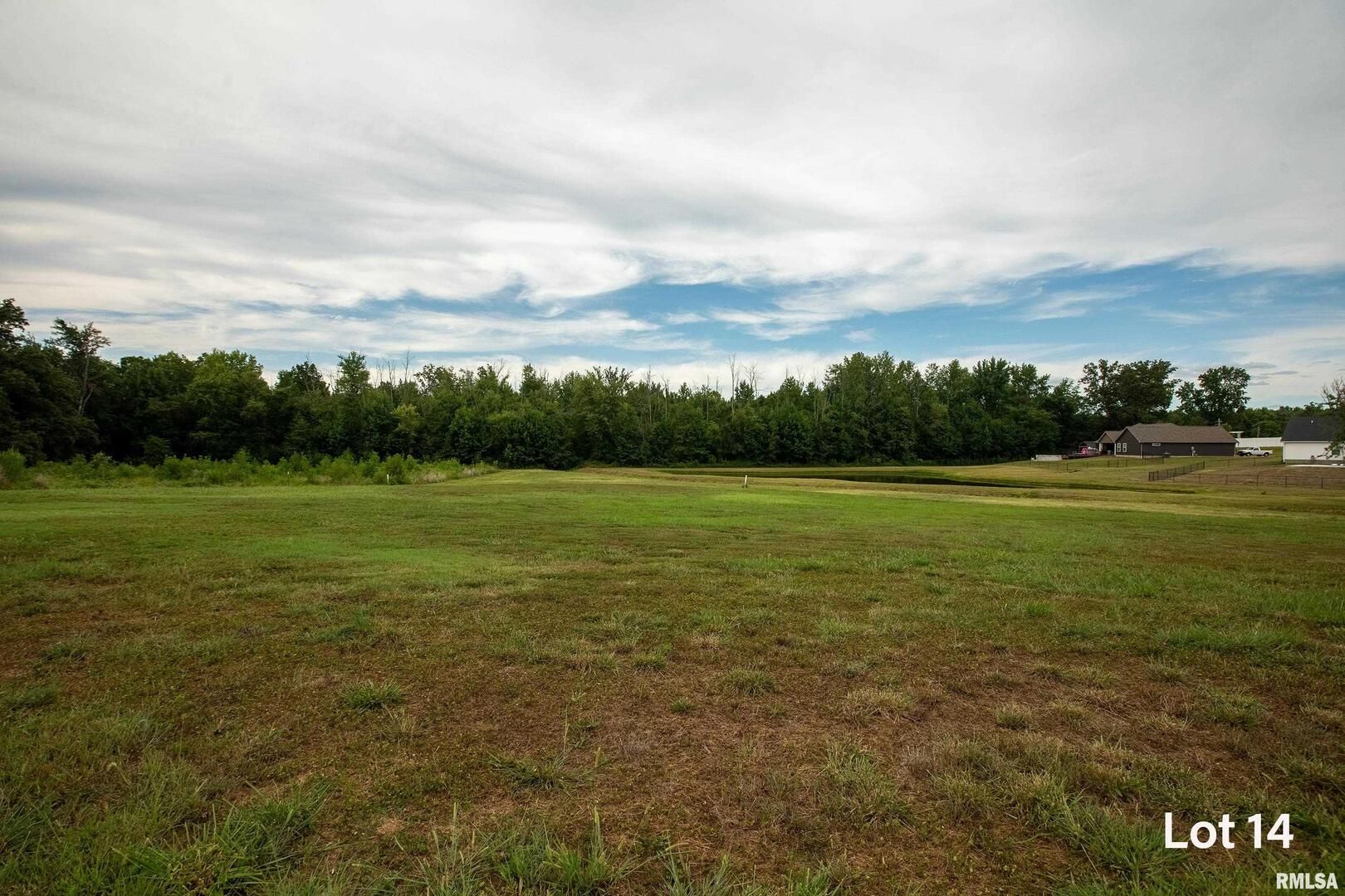 1301 WAYNE Avenue — Marion, IL 62959
