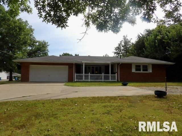 736 N MILL Street — Carrier Mills, IL 62917