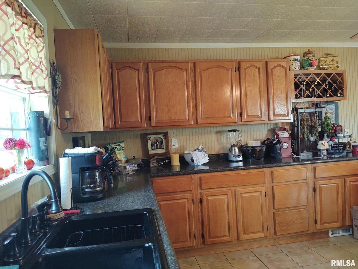 601 OHIO Street, Grand Chain, IL 62941
