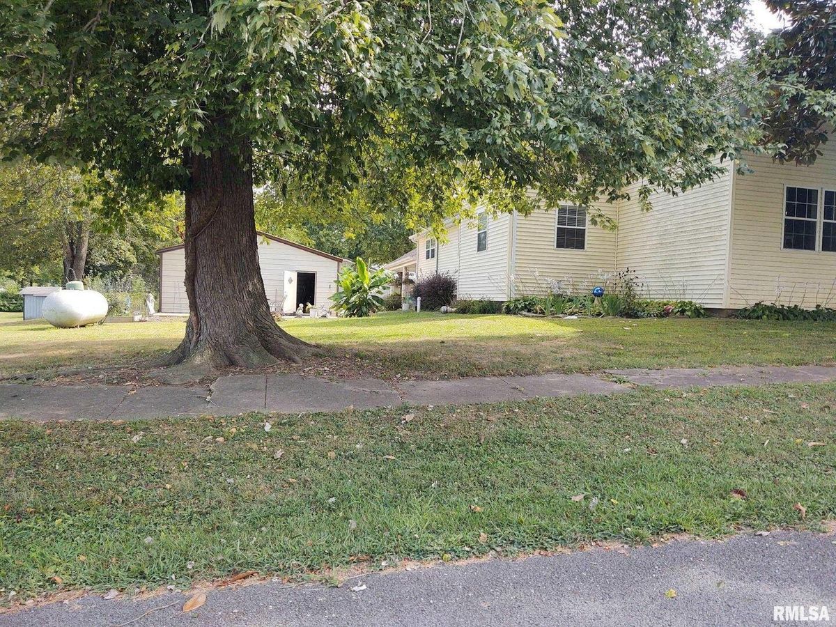 601 OHIO Street, Grand Chain, IL 62941