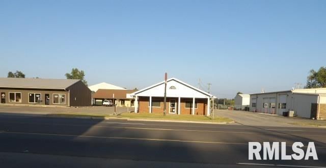 120 S COMMERCIAL Street — Harrisburg, IL 62946
