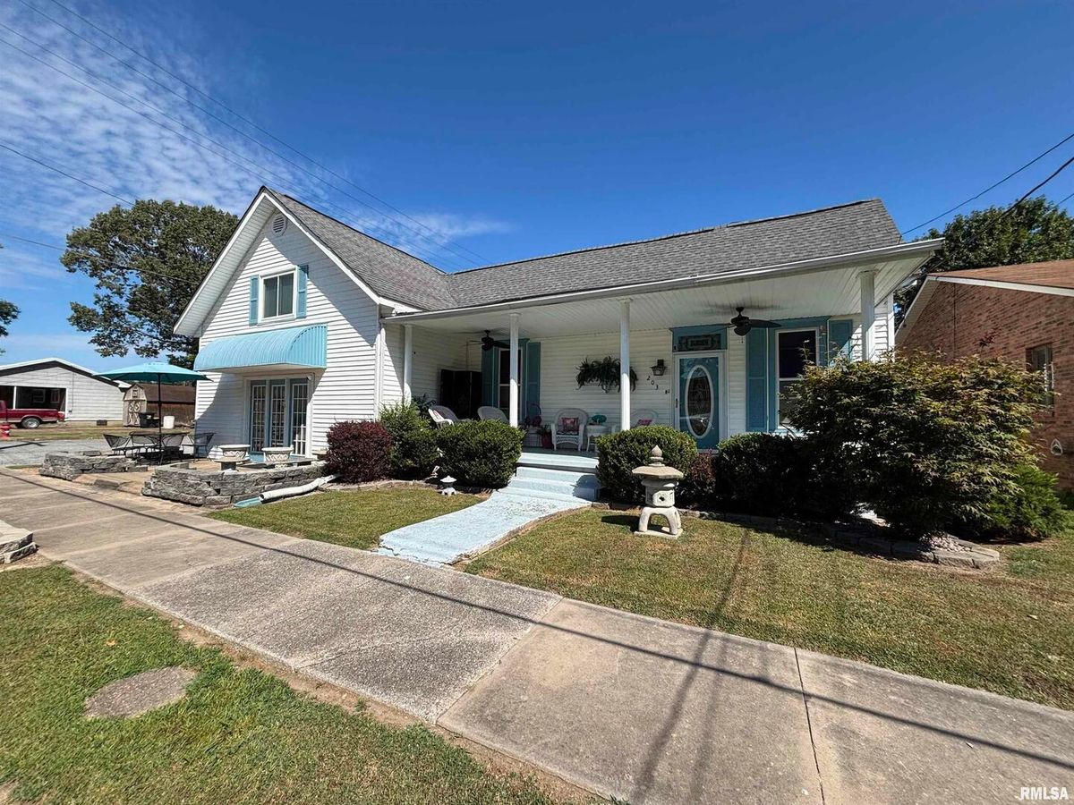 203 4TH Street, Brookport, IL 62910