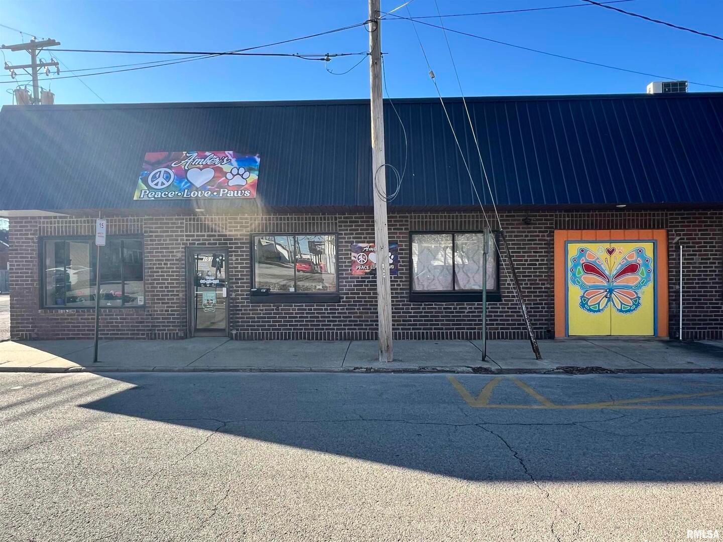 101 S 16TH Street — Murphysboro, IL 62966