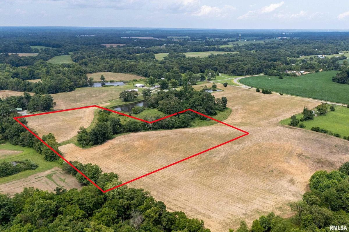 012 PERRY Road, Pittsburg, IL 62974