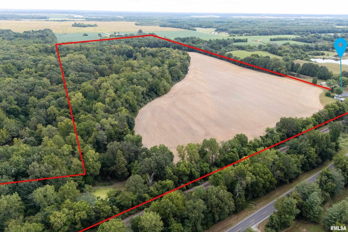 53 Private Road Road, Desoto, IL 62924