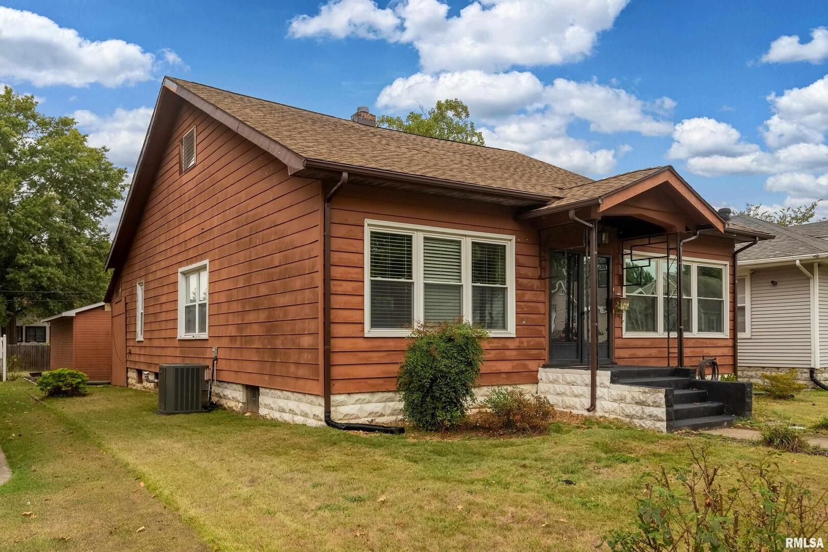2120 Logan Street — Murphysboro, IL 62966