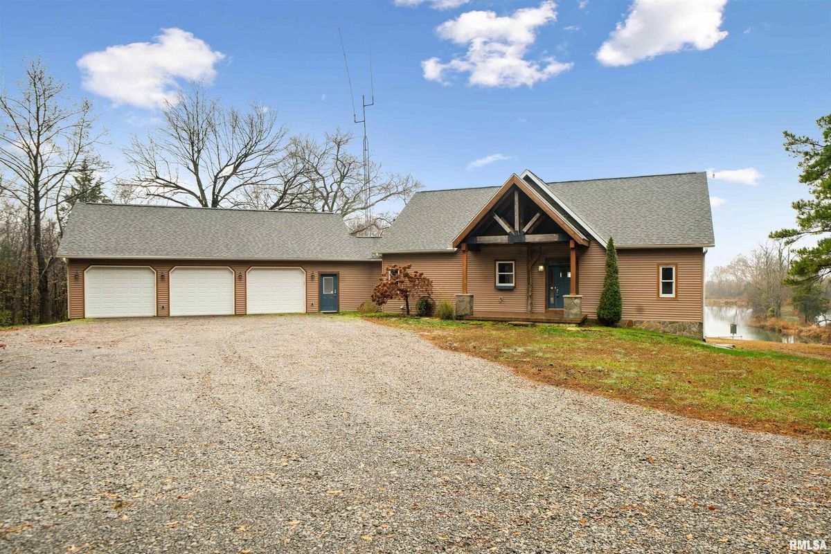 1115 HILLTOP Lane, Simpson, IL 62985