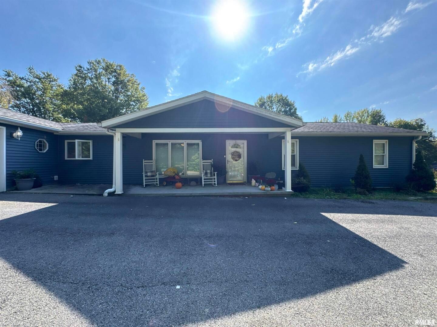 564 PLEASANT Lane — Jonesboro, IL 62952