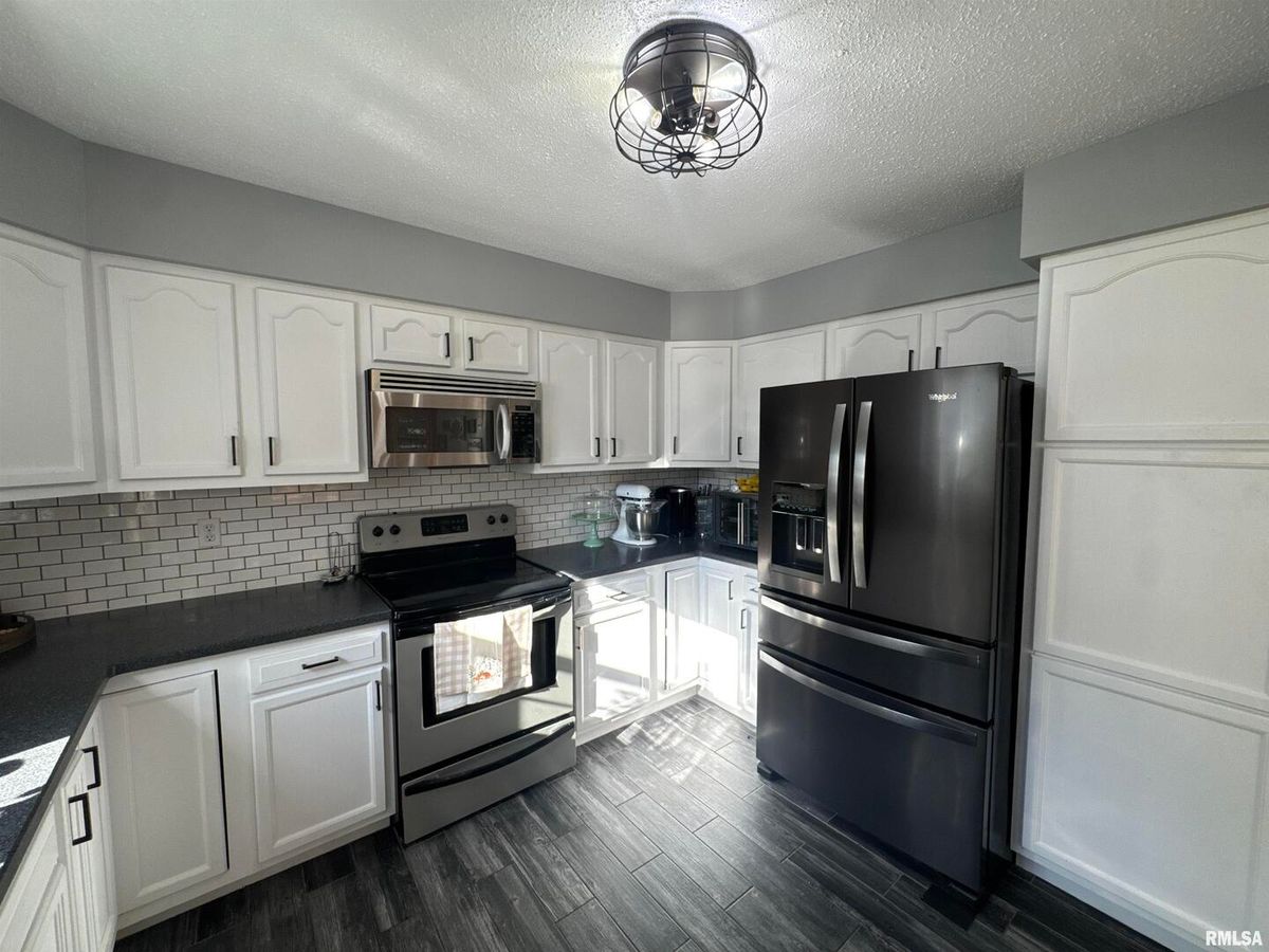 564 PLEASANT Lane, Jonesboro, IL 62952
