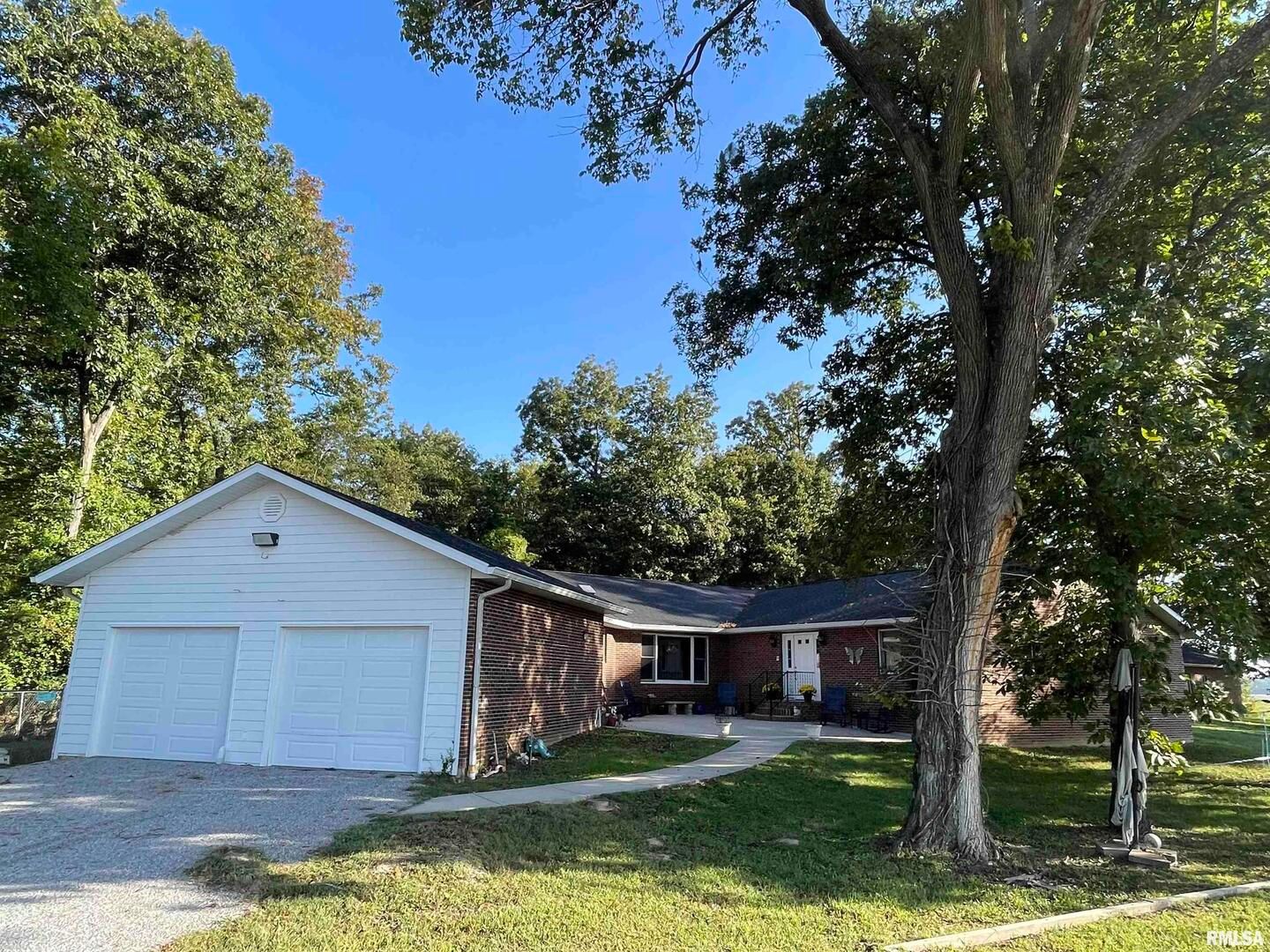 2479 NEW ERA Road — Murphysboro, IL 62966