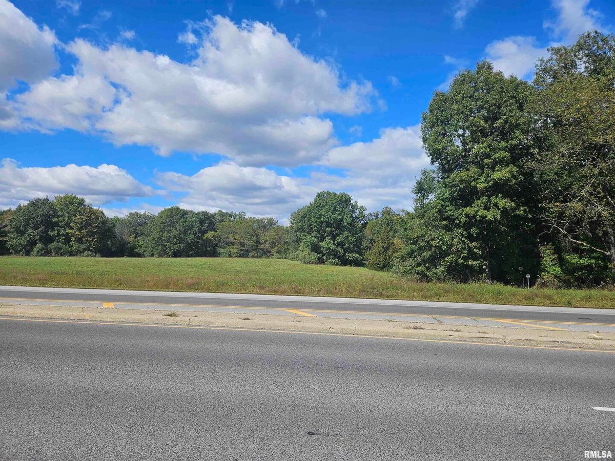 0000 Route 14 Highway, Benton, IL 62812