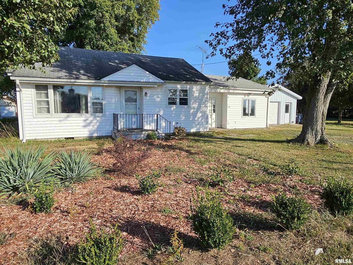 233 US Hwy 45, Cisne, IL 62823