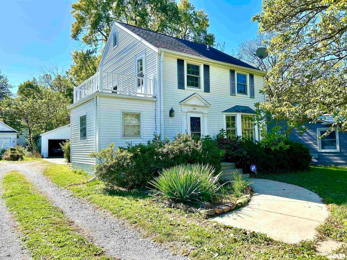 711 ELM Street, Carbondale, IL 62901