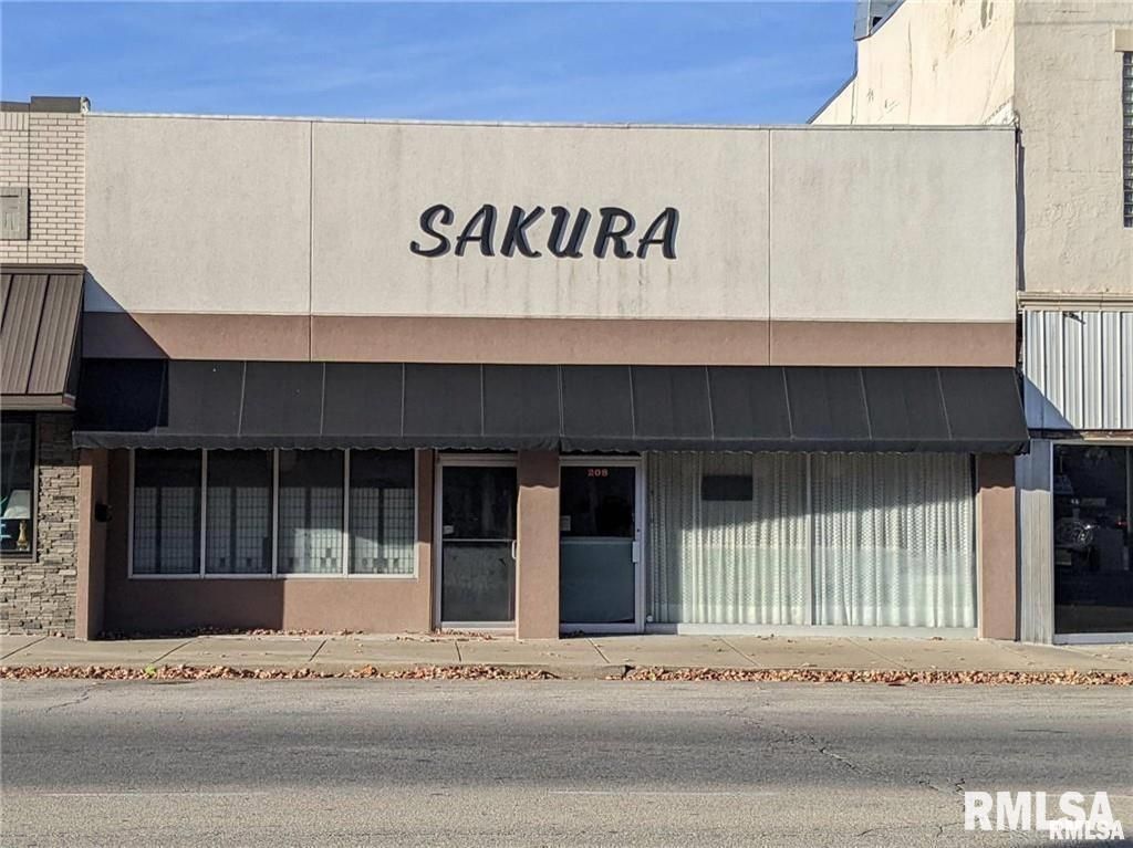 206 E MAIN Street #206 & 208 — Salem, IL 62881