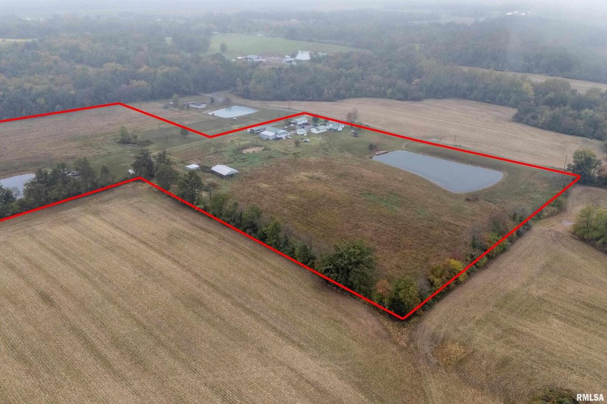 365 BOND Road, Galatia, IL 62935