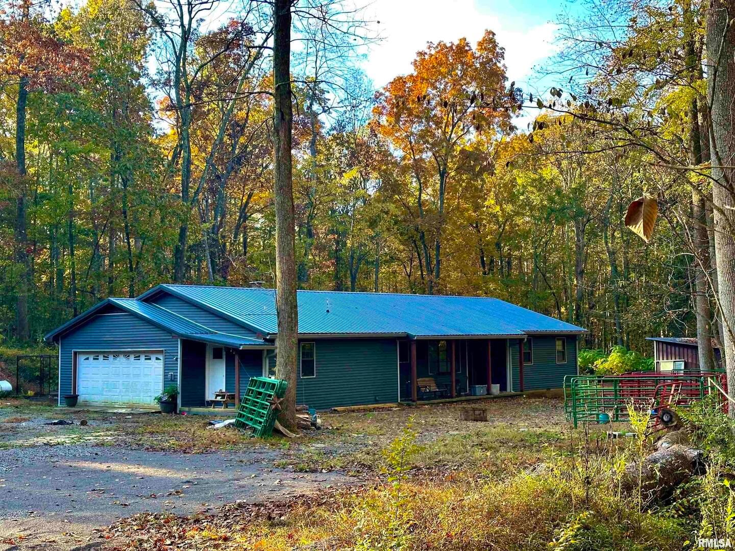 718 Karbers Ridge Road — Elizabethtown, IL 62931
