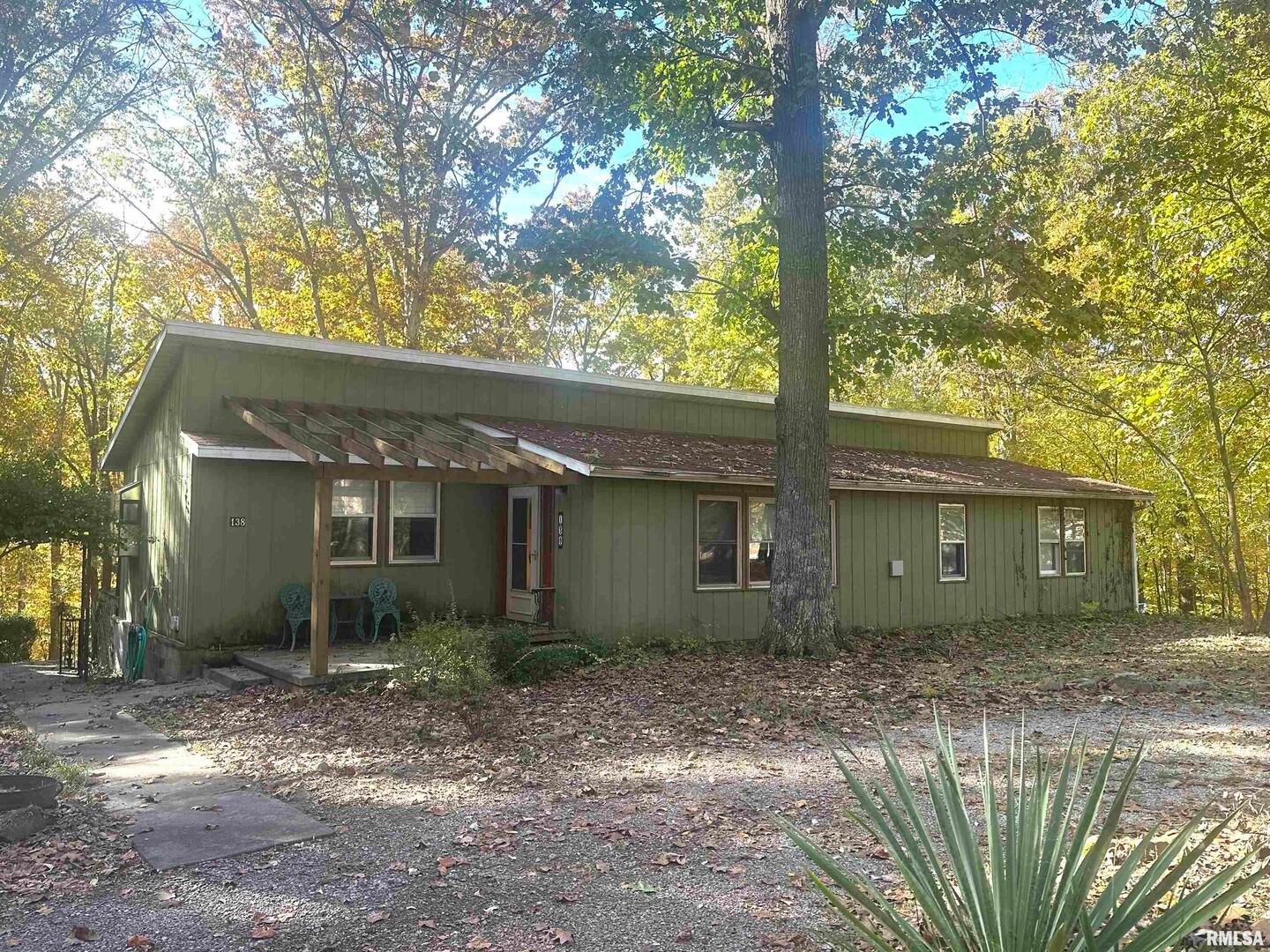 138 Worthen Road — Murphysboro, IL 62966