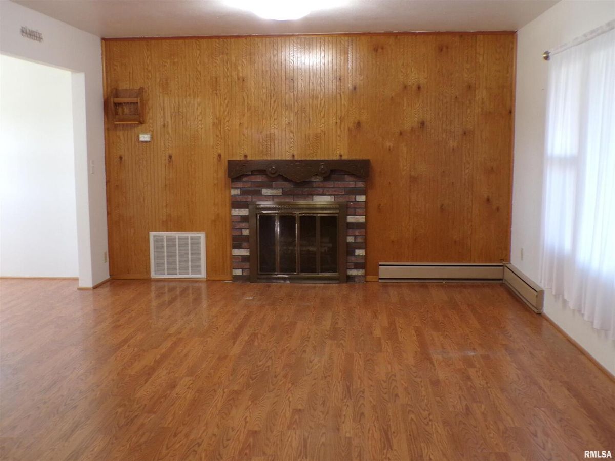 1117 Puxico Road, Percy, IL 62272