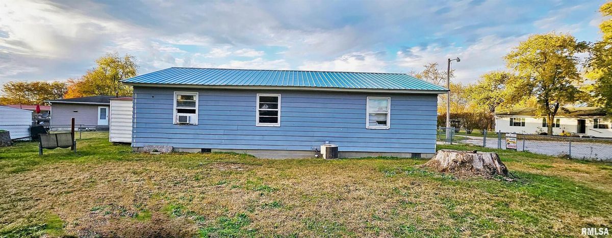 50 APACHE Circle, Mcclure, IL 62957