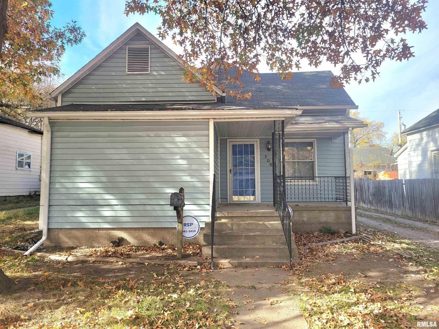 705 S 11th St Street — Herrin, IL 62948