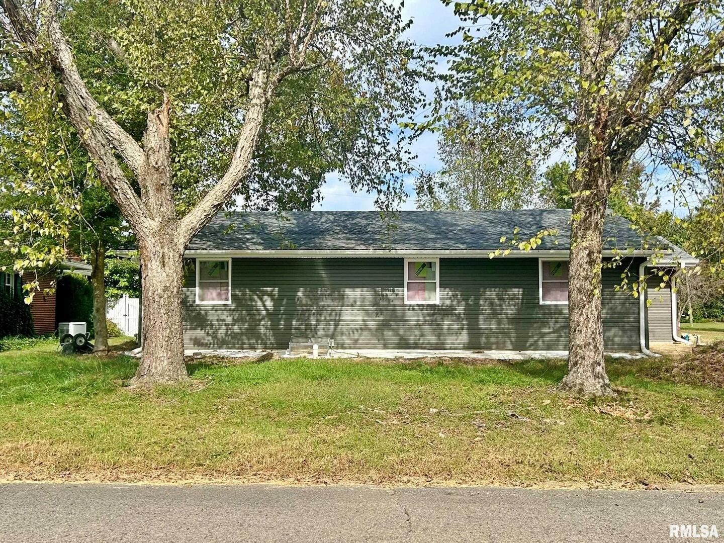 207 BAKER Drive — Metropolis, IL 62960