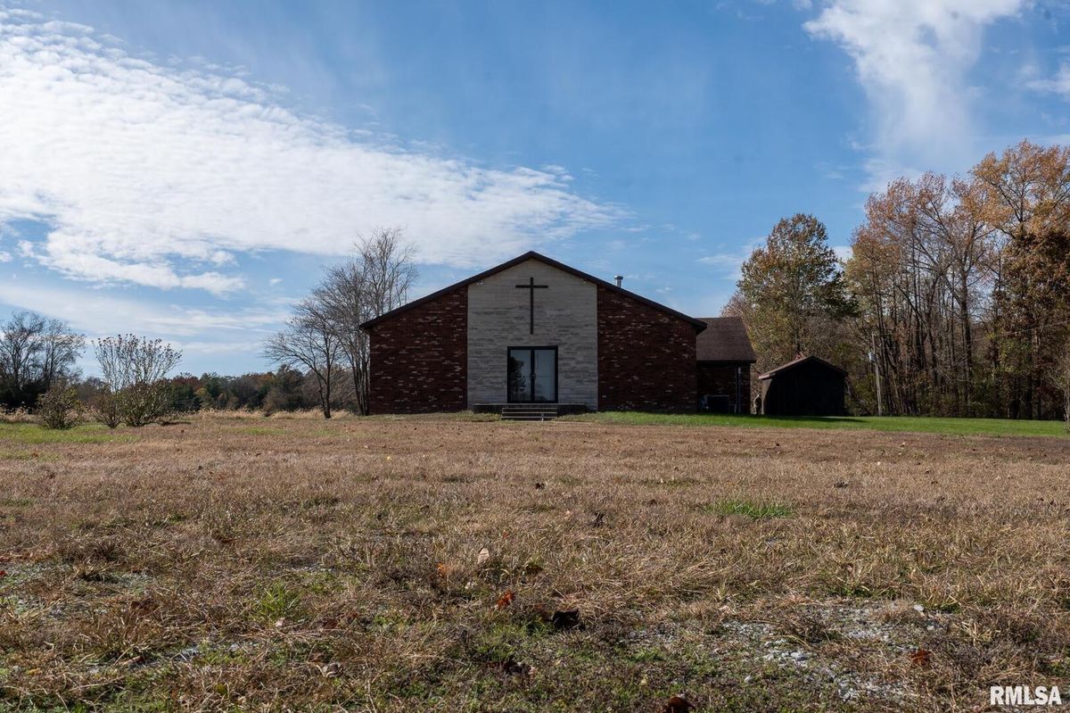 1140 Giant City Road, Carbondale, IL 62901