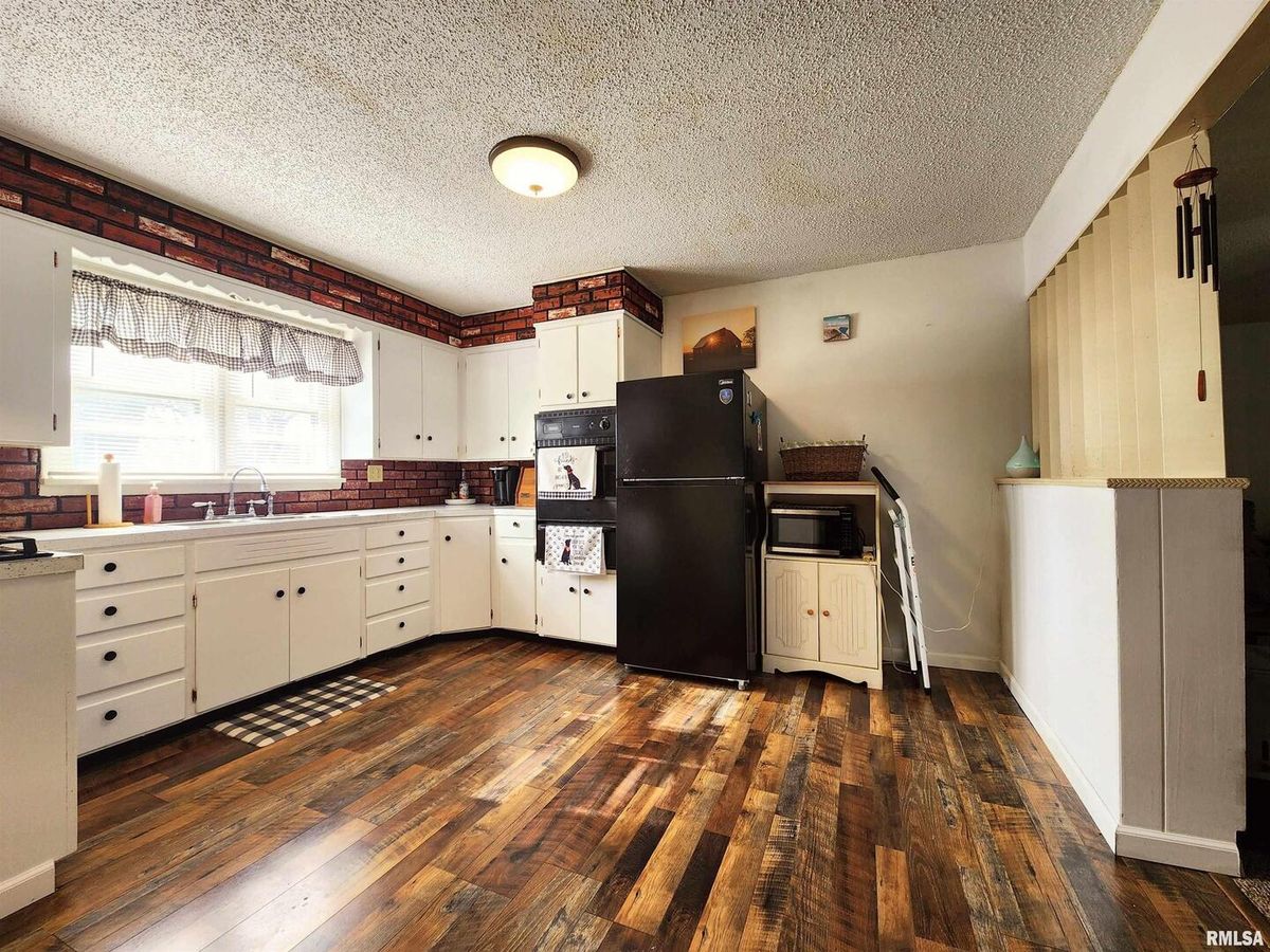 355 CHESTNUT Street, Alto Pass, IL 62905