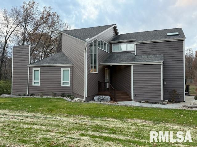 16429 Hawthorne Hills Drive, Mt Vernon, IL 62864